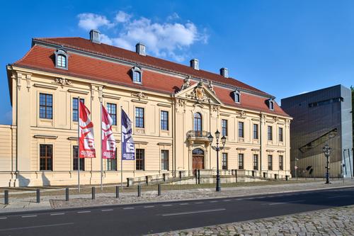 Außenansicht Jüdisches Museum Berlin, Altbau und Libeskind-Bau